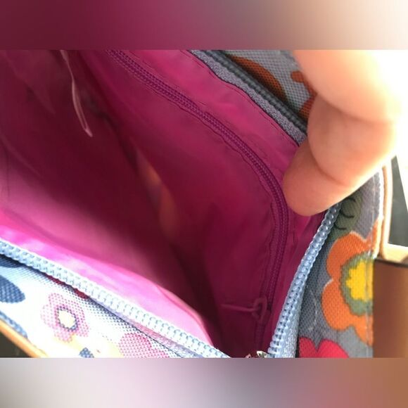 Lily Bloom Crossbody Bag - Picture 10 of 12